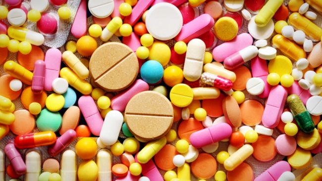 Coloured pills